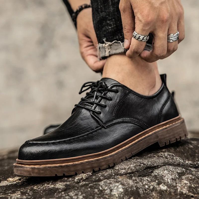 Chaussures en cuir Westwell à tige basse