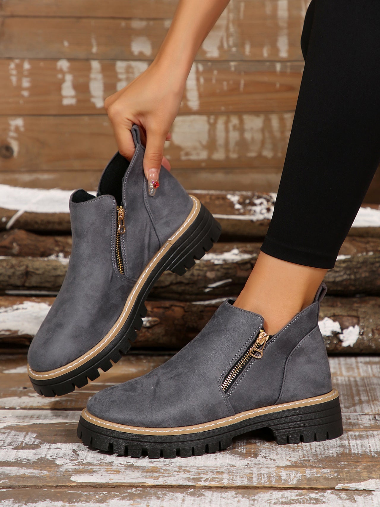 👉 Bottines orthopédiques pour femmes – Élégantes et unies