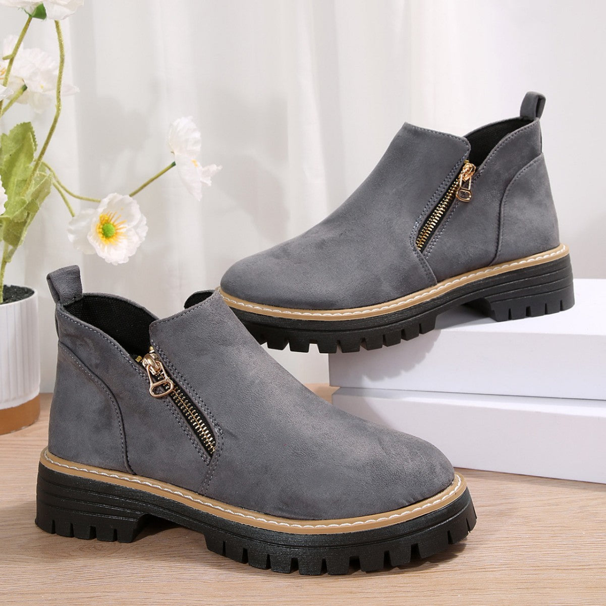 👉 Bottines orthopédiques pour femmes – Élégantes et unies