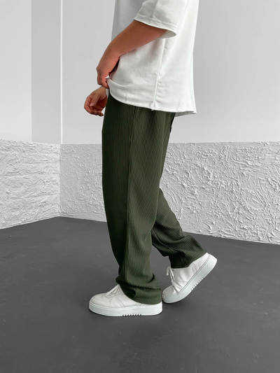 Pantalon côtelé à coupe décontractée