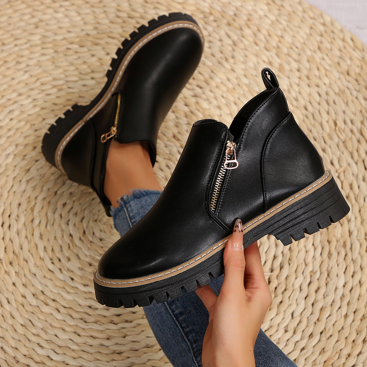 👉 Bottines orthopédiques pour femmes – Élégantes et unies