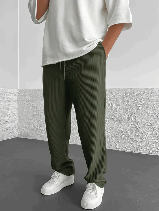 Pantalon côtelé à coupe décontractée
