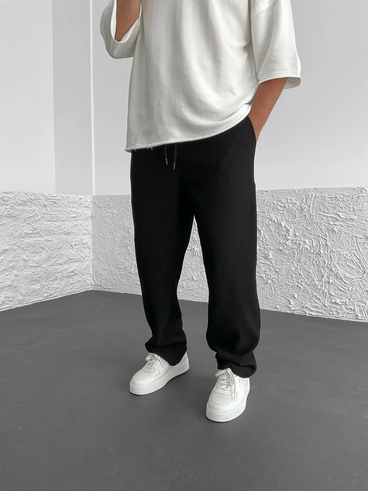 Pantalon côtelé à coupe décontractée