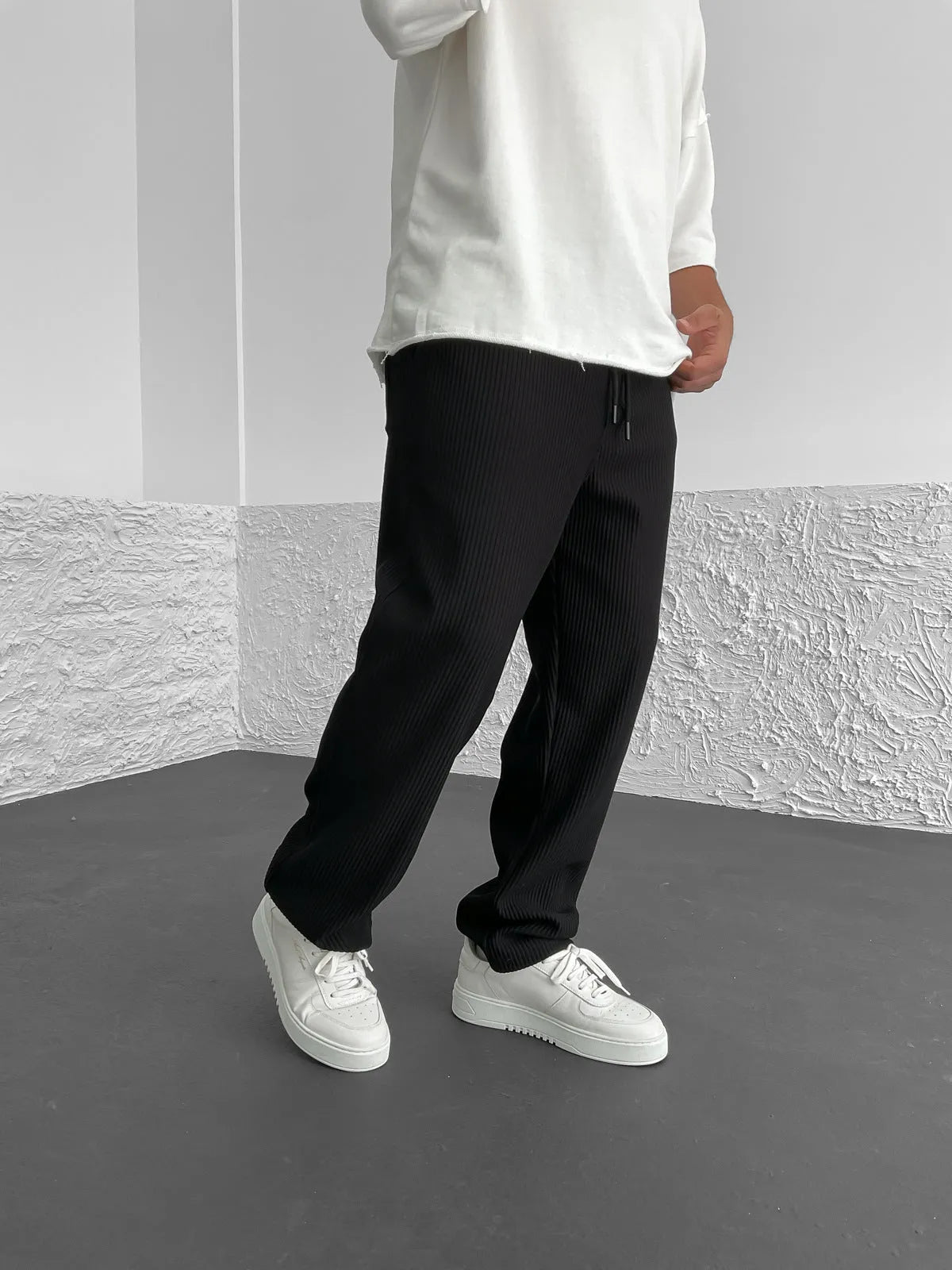 Pantalon côtelé à coupe décontractée