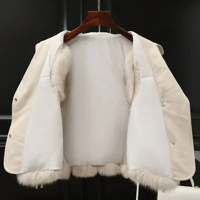 Amévie™ | Gilet en Fausse Fourrure Clara