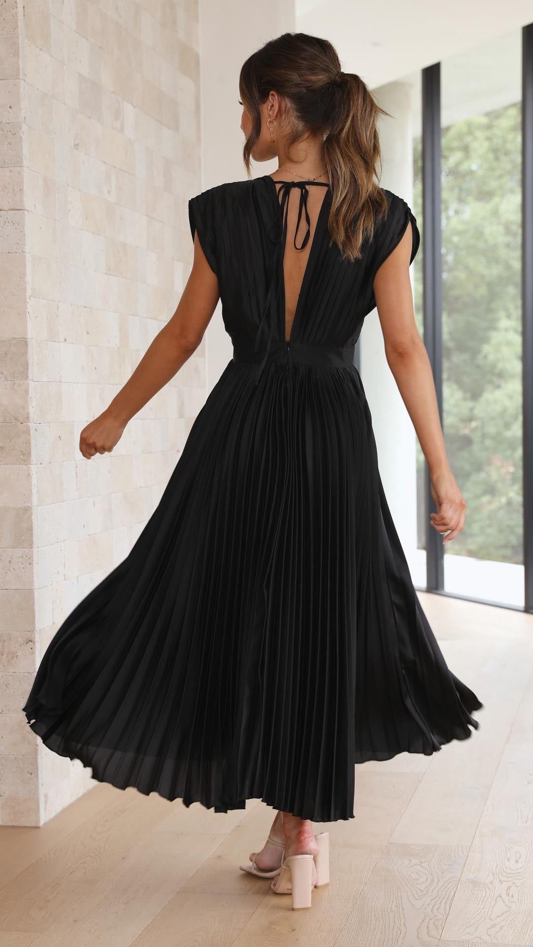 Alexis - Élégante Robe Plissée