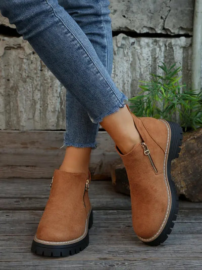 👉 Bottines orthopédiques pour femmes – Élégantes et unies